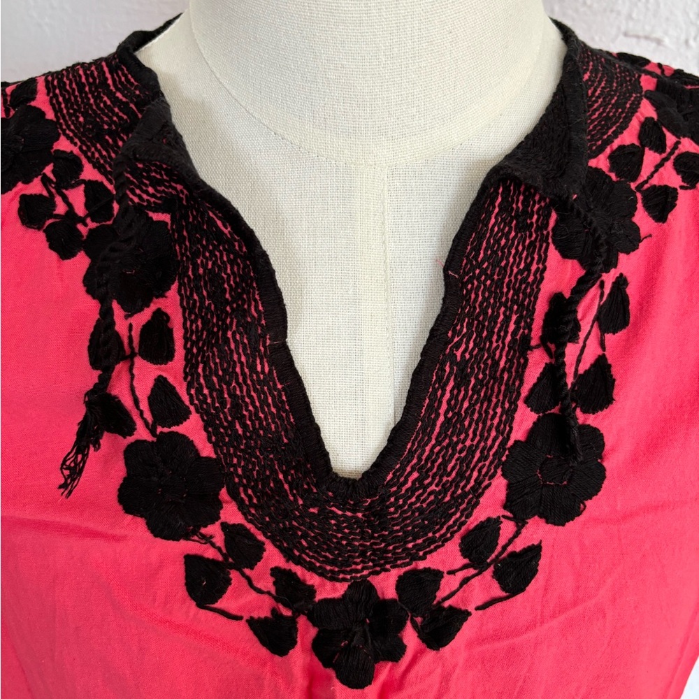 Handmade Mexican Tunic w/ Black Floral Embroidery